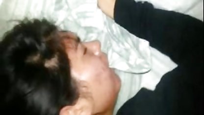 تازه کار, دختر مدرسه ای, ارضا روی صورت, روی فیلم خارجی پورنو تخت
